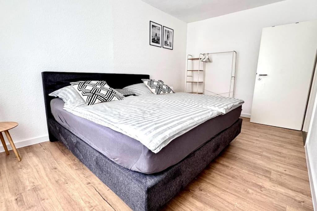 Moderne Wohnung In Stadionnaehe Mit Parkplatz Дортмунд Екстериор снимка